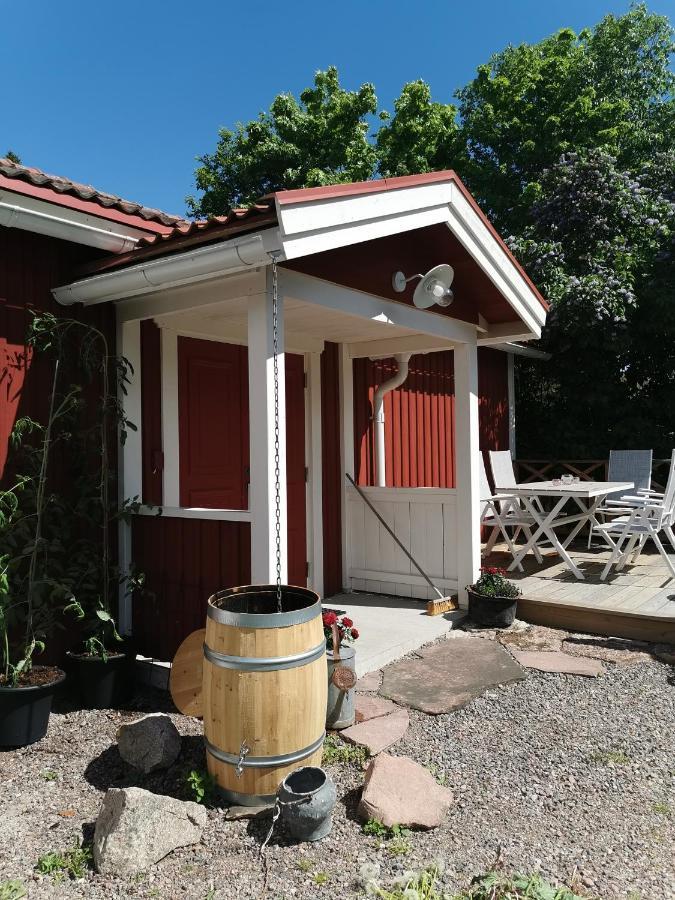 Idyllisk Nybyggd Stuga Pa Solleroen. Solleron ภายนอก รูปภาพ